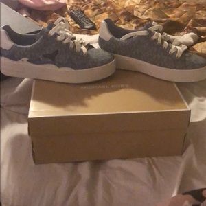 Michael Kors women’s pale blue size 6.5 M